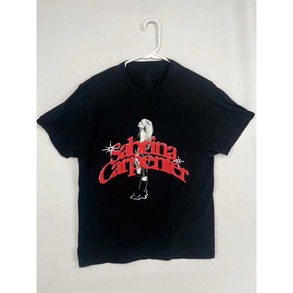 Sabrina Carpenter Graphic T-Shirt Black Red Puff Print Logo Cotton Tee Large